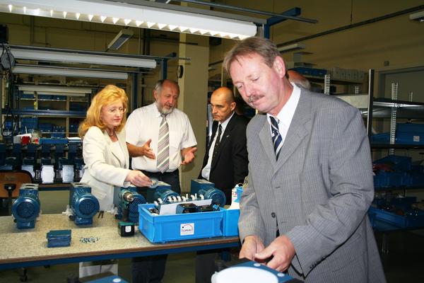 Landrat Dr. Benno Kaufhold bei der ILMVAC GmbH