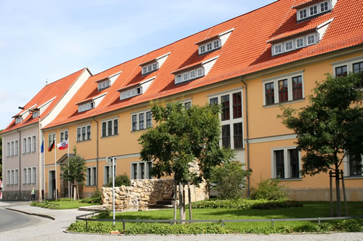 Bild vergr&ouml;&szlig;ern: Landratsamt Ilm-Kreis Hauptsitz Ritterstra&szlig;e