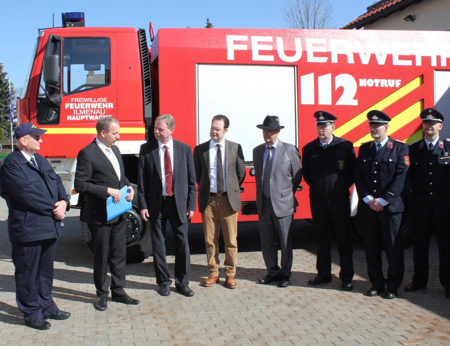 Th&uuml;ringer Innenminister J&ouml;rg Geibert &uuml;bergibt F&ouml;rdermittelbescheid