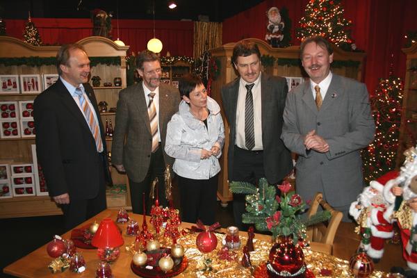 Die G&auml;ste waren fasziniert vom Lauschaer Christbaumschmuck