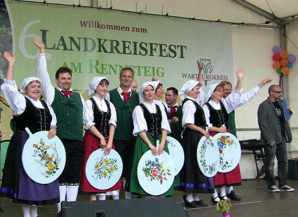 Volkstanzgruppe Elgersburg zum 6. Landkreisfest am Rennsteig