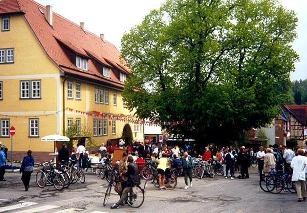 Bild vergr&ouml;&szlig;ern: Baumbachhaus 1. Mai Radtour