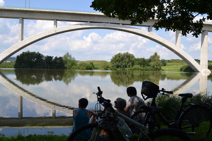 Radfahrer bei Langewiesen