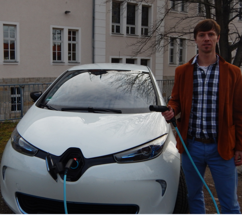Elektroauto im Landratsamt Ilm-Kreis