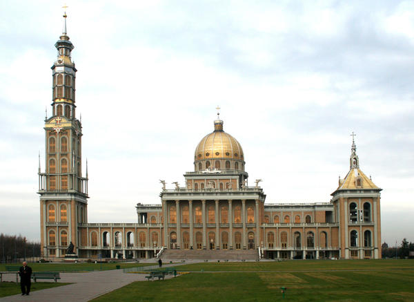 <p>&nbsp;</p>