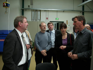 Dr.Kaufhold (links) und Dr. Weber, Gesch&auml;ftsf&uuml;hrer MRB (rechts)