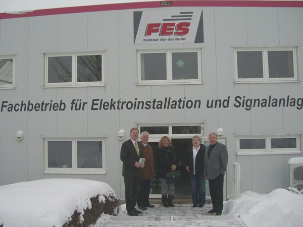 Landrat Dr. Benno Kaufhold (links) mit Klaus von der Krone, Martina Lang, Marita Eckstein und Gerald
