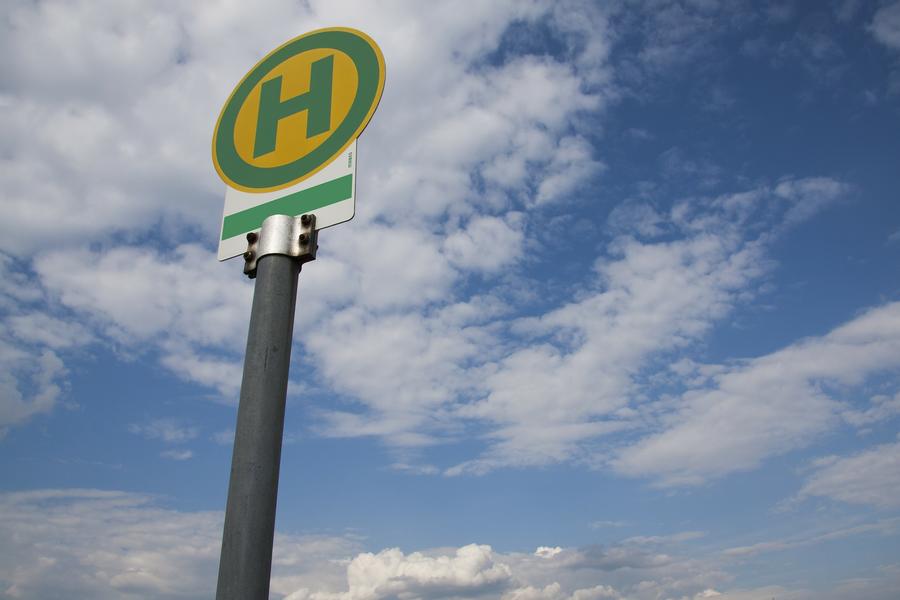 W&uuml;mbacher Gewerbegebiet erh&auml;lt eine eigene Haltestelle.