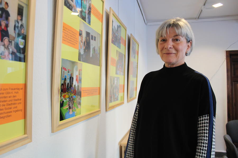 Monika He&szlig; schaut auf die vielen Veranstaltungen im Mehrgenerationenhaus und FFZ.
