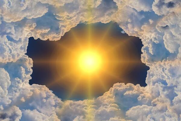 Bild vergr&ouml;&szlig;ern: Sonne