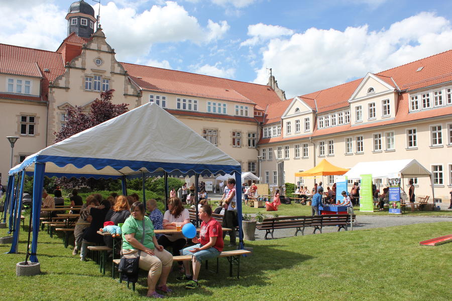 Gro&szlig;er Andrang herrschte zum Hof- und Schlossfest am 15. Juni 2019.